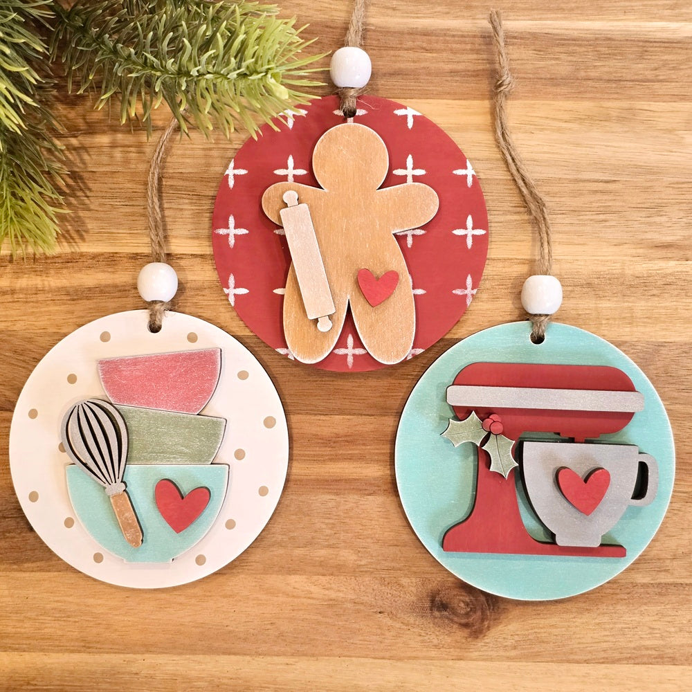Baking Spirits Bright – DIY Ornament Kit