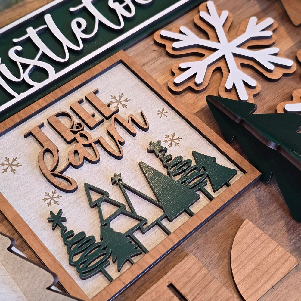 Mistletoe Tiered Tray Decor