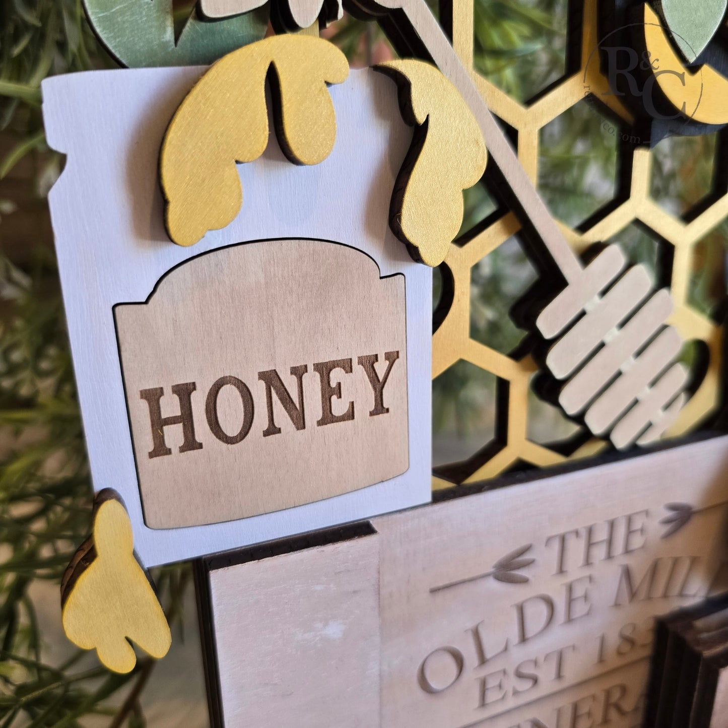 The Signature Insert Collection - Bee Kind